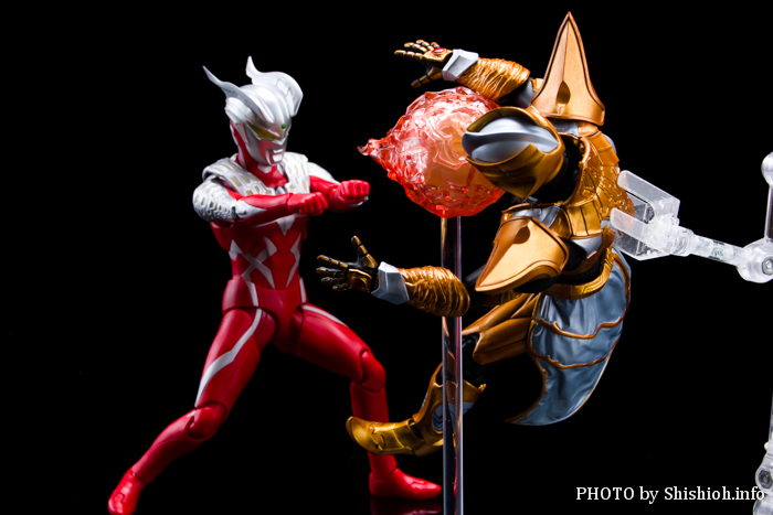 今日のS.H.フィギュアーツ!続・ ウルトラマンゼロ ワイルドバースト