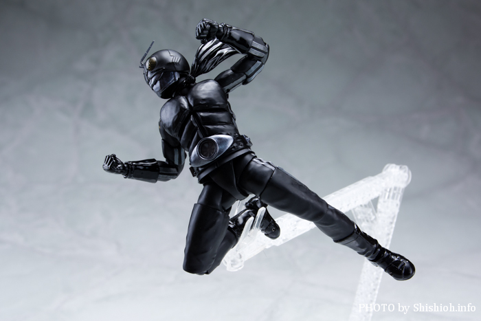 今日のS.H.フィギュアーツ!mastermind JAPAN x 仮面ライダーコラボ 真骨彫 仮面ライダー新1号 BLACK Ver.