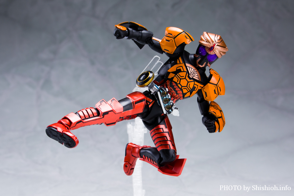 今日のS.H.フィギュアーツ!S.H.Figuarts(真骨彫製法) 仮面ライダーオーズ ブラカワニ コンボ