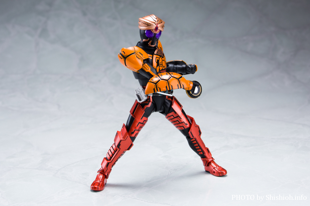 今日のS.H.フィギュアーツ!S.H.Figuarts(真骨彫製法) 仮面ライダーオーズ ブラカワニ コンボ