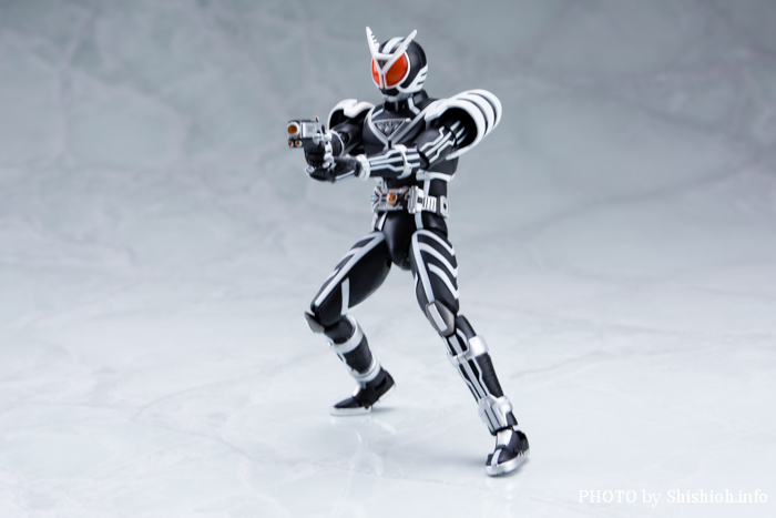 ������S.H.�t�B�M���A�[�c�I���ʃ��C�_�[�f���^ 