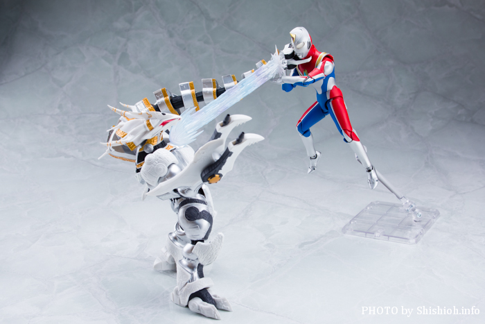 ������S.H.�t�B�M���A�[�c�I�^���� �E���g���}���_�C�i �t���b�V���^�C�v