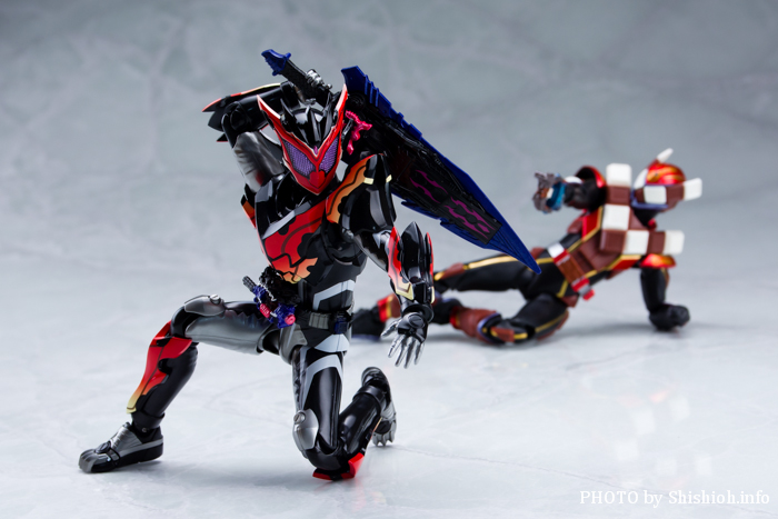 ������S.H.�t�B�M���A�[�c�I���E���ʃ��C�_�[�r�^�[�K�� �X�p�[�L���O�~�t�H�[��