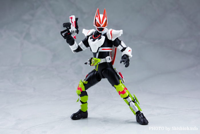 今日のS.H.フィギュアーツ!続・仮面ライダータイクーン フィーバーニンジャフォーム&ケケラ(カエルの置物)セット