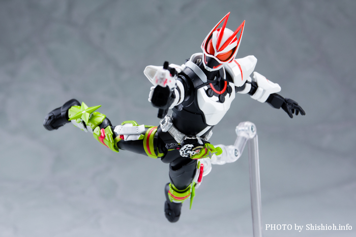 今日のS.H.フィギュアーツ!続・仮面ライダータイクーン フィーバーニンジャフォーム&ケケラ(カエルの置物)セット