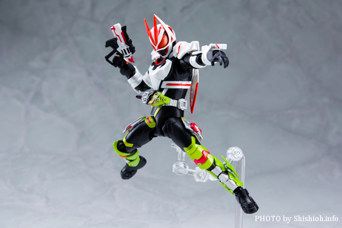 今日のS.H.フィギュアーツ!続・仮面ライダータイクーン フィーバーニンジャフォーム&ケケラ(カエルの置物)セット