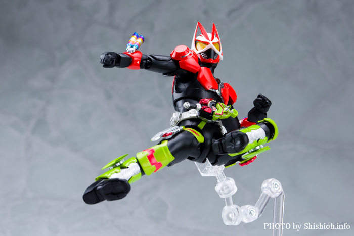 今日のS.H.フィギュアーツ!続・仮面ライダータイクーン フィーバーニンジャフォーム&ケケラ(カエルの置物)セット