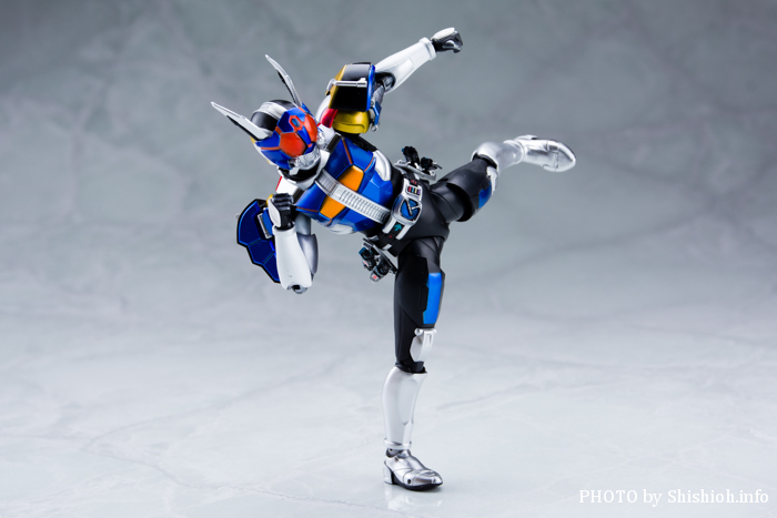 ������S.H.�t�B�M���A�[�c�I�^���� ���ʃ��C�_�[�d�� ���b�h�t�H�[�� 