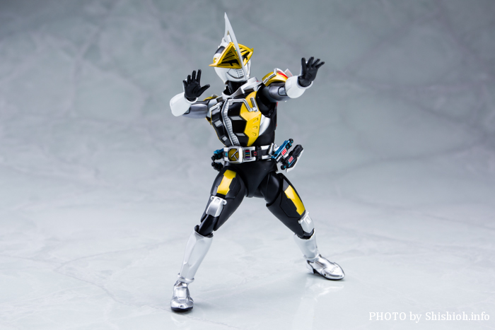 ������S.H.�t�B�M���A�[�c�I�^���� ���ʃ��C�_�[�d�� �A�b�N�X�t�H�[�� 