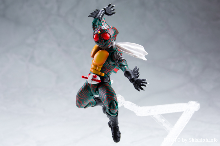 SHFiguarts 仮面ライダーアマゾンズ Amazon.com: TAMASHII NATIONS Bandai S.H. Figuarts Masked