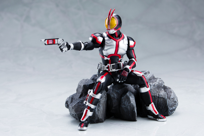 ������S.H.�t�B�M���A�[�c�I �^���� ���ʃ��C�_�[�t�@�C�Y