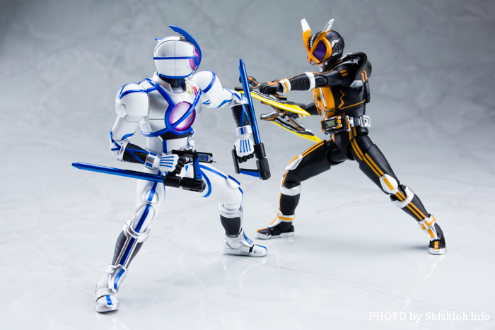 ������S.H.�t�B�M���A�[�c�I ���E�^���� ���ʃ��C�_�[�T�C�K