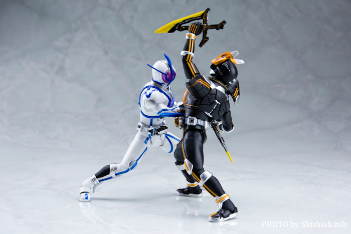 ������S.H.�t�B�M���A�[�c�I ���E�^���� ���ʃ��C�_�[�T�C�K