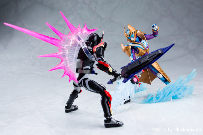 ������S.H.�t�B�M���A�[�c�I ���E���ʃ��C�_�[�K�� �u���U�[�h�\���x�t�H�[��