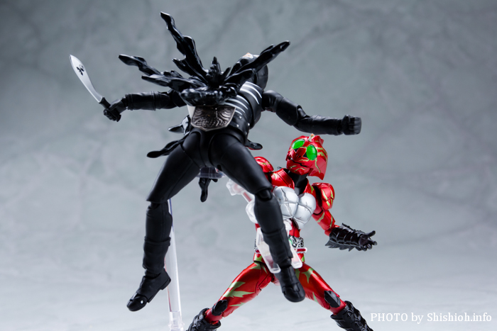 ������S.H.�t�B�M���A�[�c�I ���ʃ��C�_�[�A�}�]���A���t�@ Amazon����Ver.