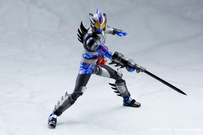 ������S.H.�t�B�M���A�[�c�I ���ʃ��C�_�[�A�}�]���l�I Amazon����Ver.