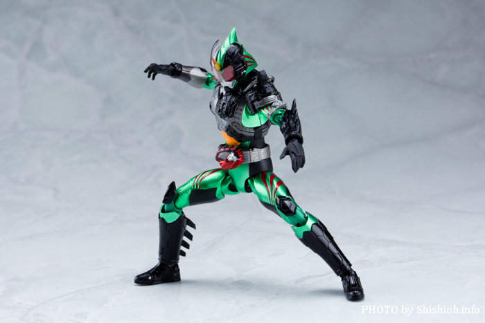 ������S.H.�t�B�M���A�[�c�I ���ʃ��C�_�[�A�}�]���j���[�I���K