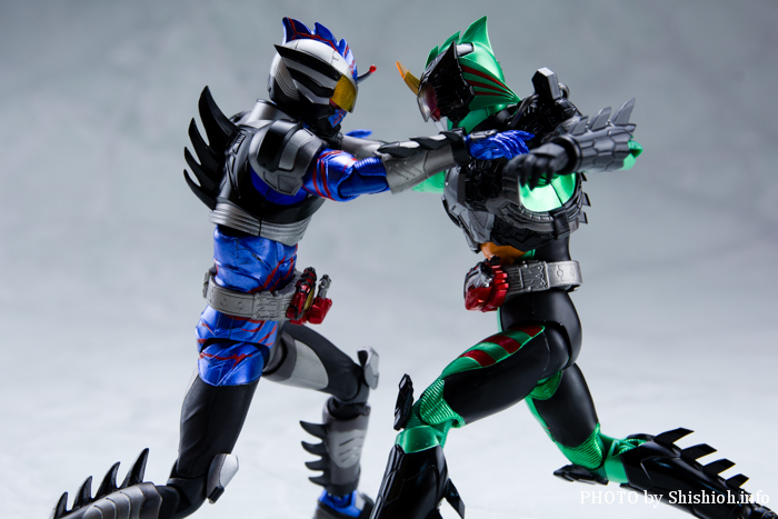 ������S.H.�t�B�M���A�[�c�I ���ʃ��C�_�[�A�}�]���j���[�I���K