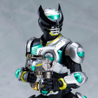 真骨彫 仮面ライダーバース