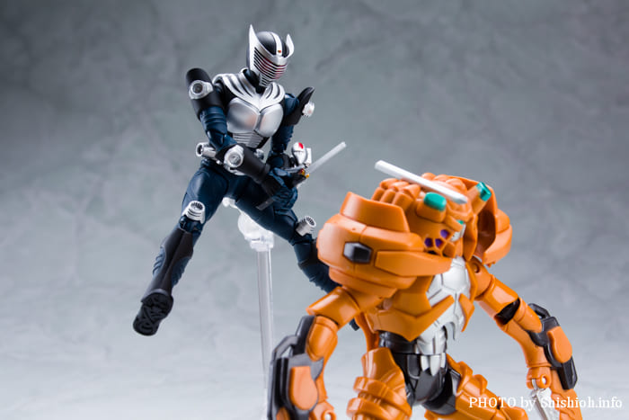 今日のS.H.フィギュアーツ! 仮面ライダー龍騎 ブランク体