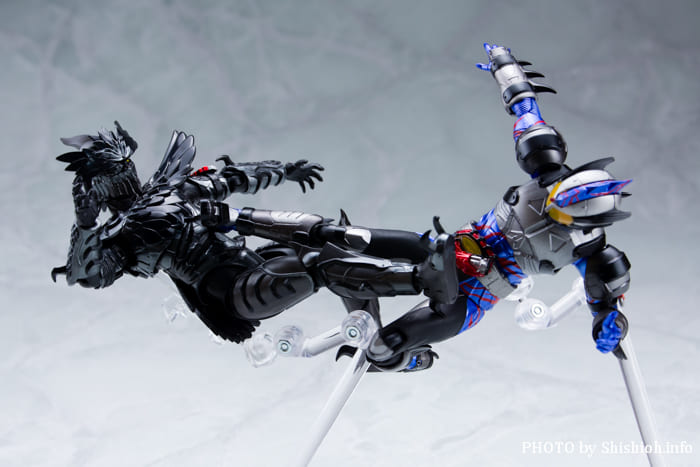 今日のS.H.フィギュアーツ! カラスアマゾン