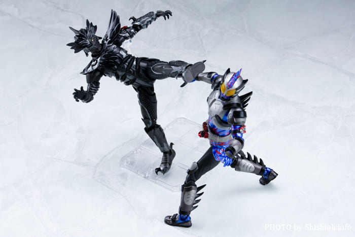 今日のS.H.フィギュアーツ! カラスアマゾン