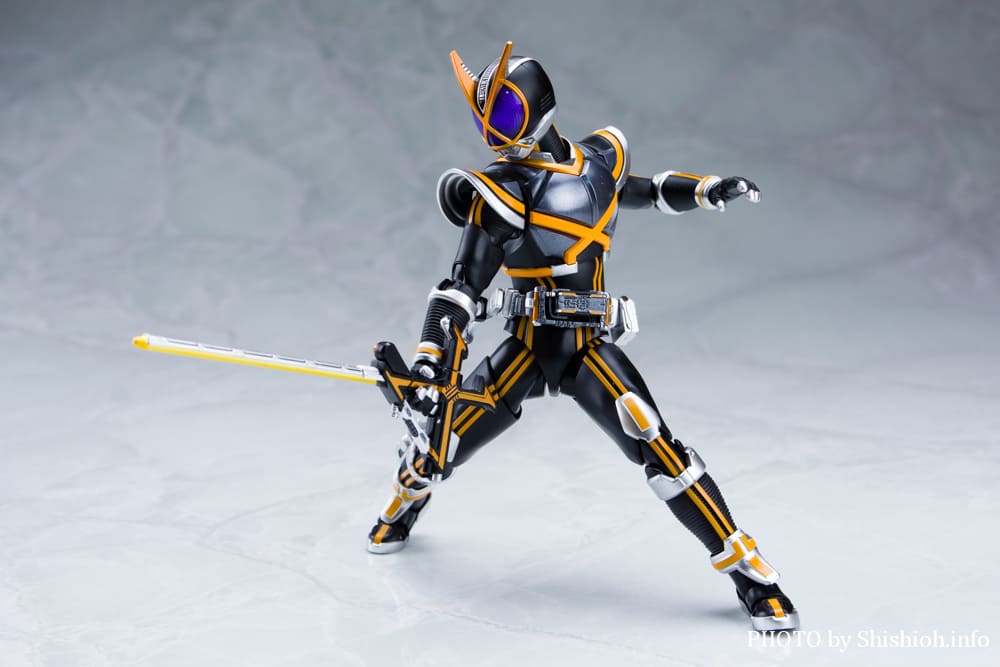 ������S.H.�t�B�M���A�[�c�I ���E�^���� ���ʃ��C�_�[�J�C�U