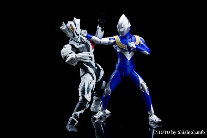 ������S.H.�t�B�M���A�[�c�I ���E�^���� �E���g���}���e�B�K �X�J�C�^�C�v