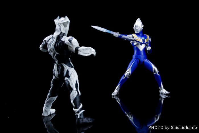 ������S.H.�t�B�M���A�[�c�I ���E�^���� �E���g���}���e�B�K �X�J�C�^�C�v